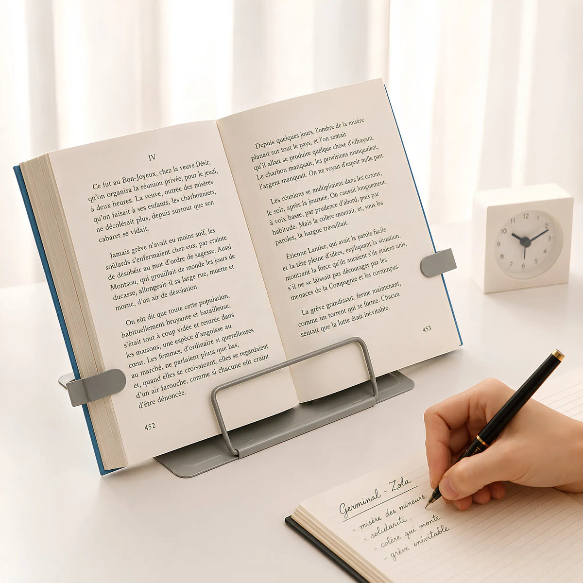 Chevalet de lecture pliable en métal