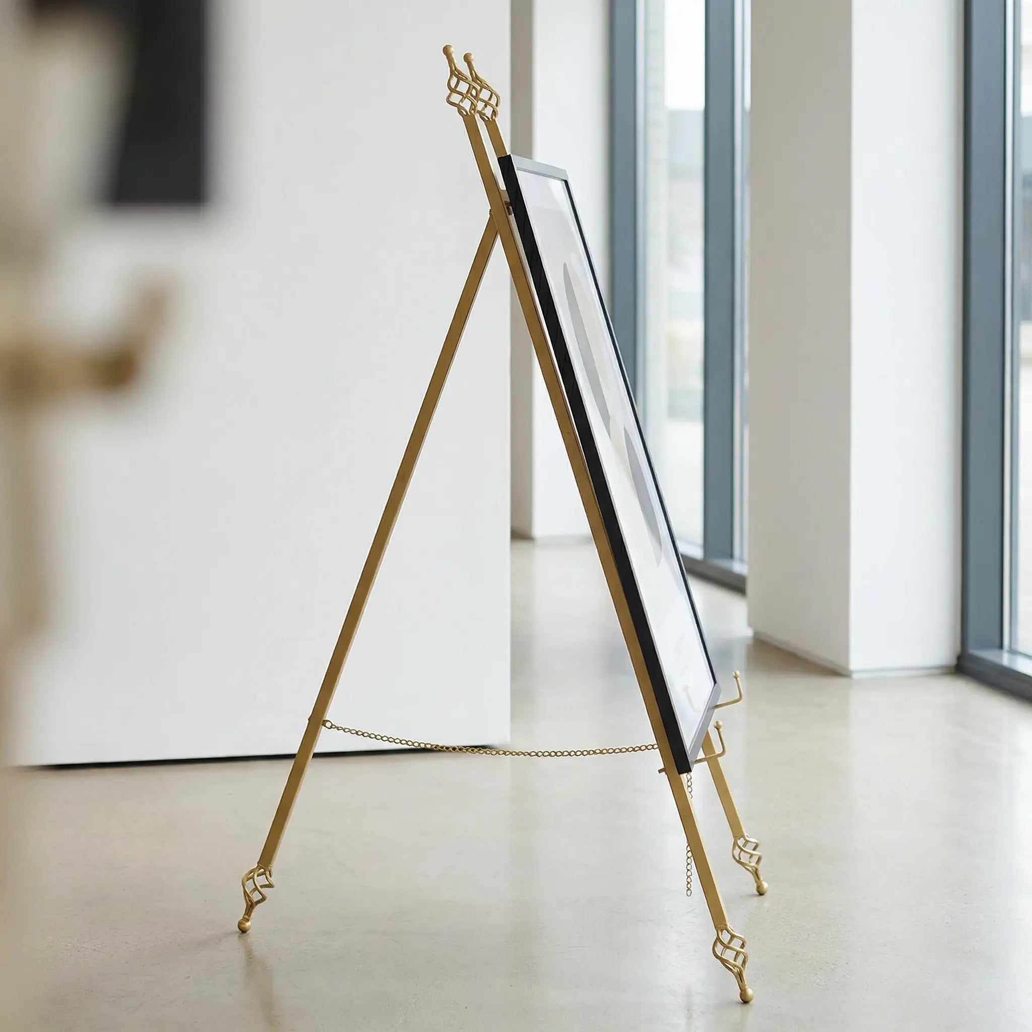 Chevalets d’exposition dorés 