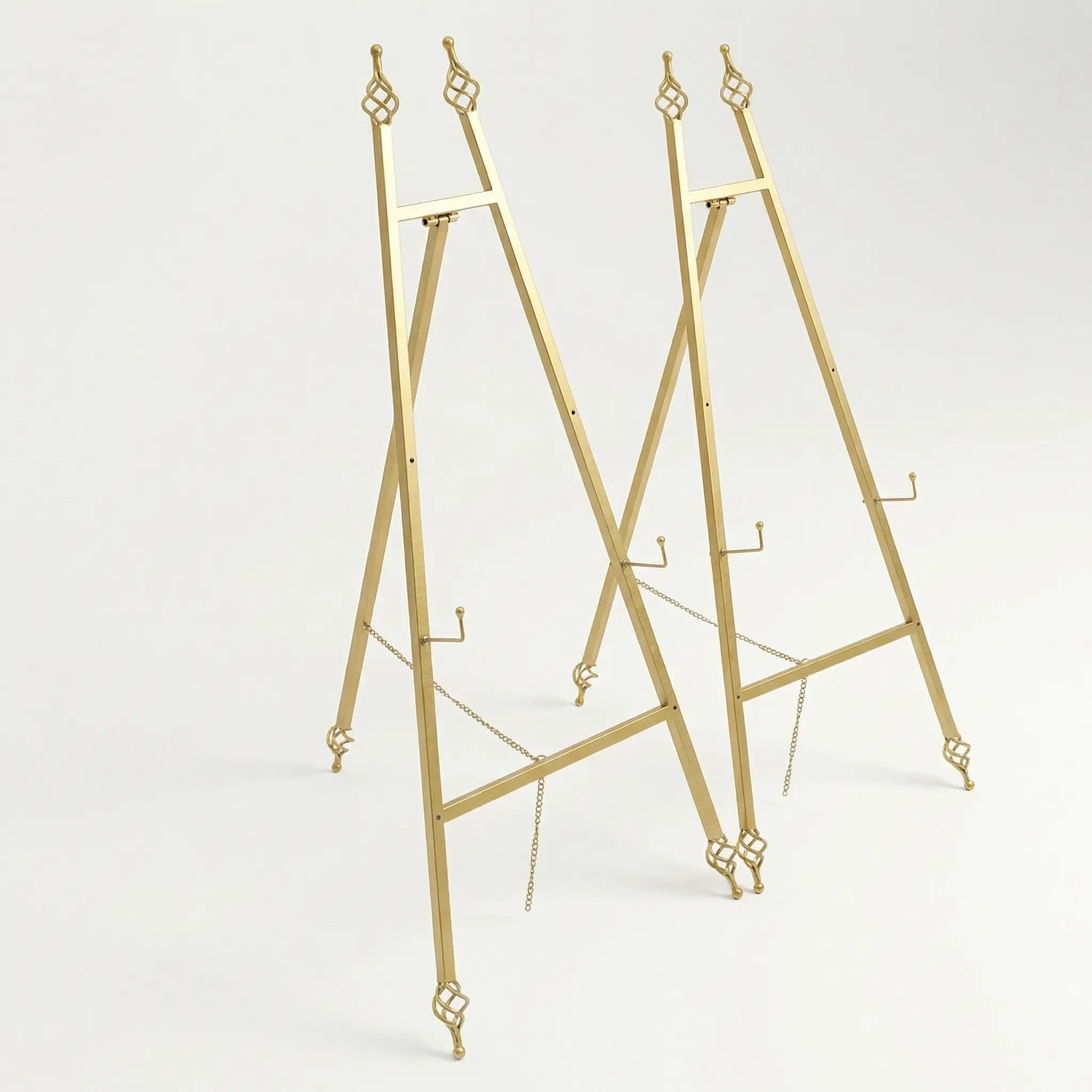 Chevalets d’exposition dorés 